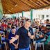 PREFEITO GERLÁSIO LOIOLA E DEPUTADOS JOSÉ GUIMARÃES E MOISÉS BRAZ PARTICIPAM DE REUNIÃO COM ASSENTADOS DA MICRO REGIÃO NA COMUNIDADE DE POCINHOS