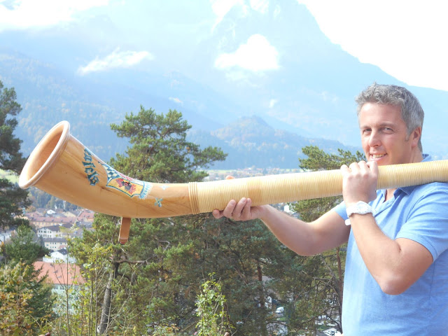 Alex mit Alphorn