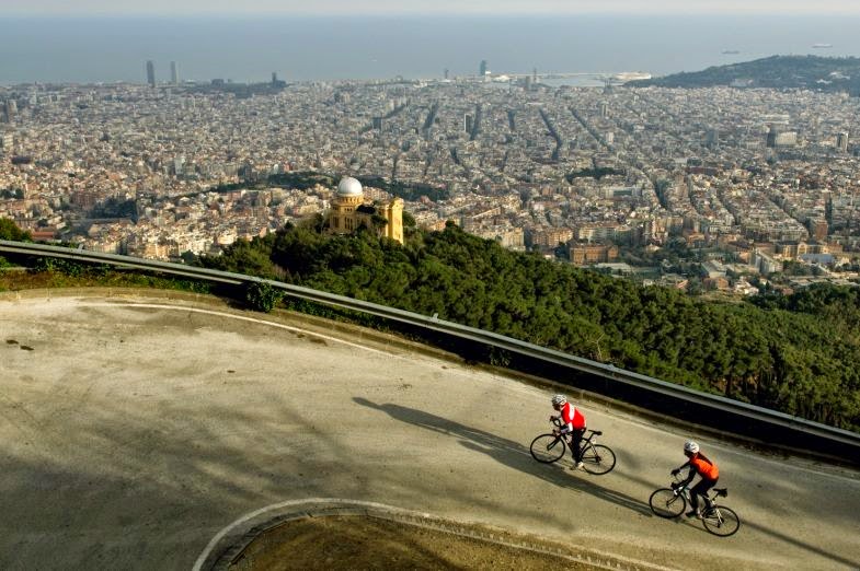 Cycling in Barcelona Cycling in Barcelona