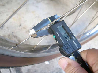 リヤスポーク2.18mm 電動アシスト付自転車 YAMAHA PAS ナチュラLデラックス リヤスポーク