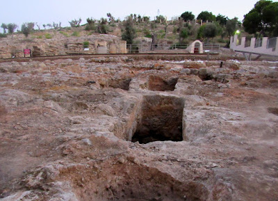 Qué-ver-en-Ibiza Necrópolis Puig de Molins en ibiza