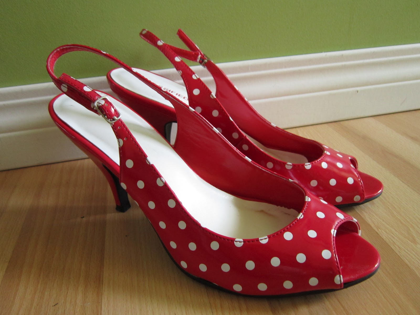 polka dot slingbacks