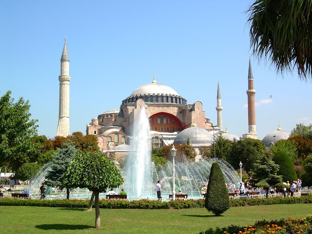 برنامج سياحي 6 أيام لزيارة أفضل الاماكن السياحية في اسطنبول| 2016|شركة رحلات طرابزون %25C4%25B0stanbul-Ayasofya