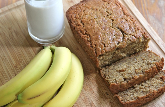 Moist Low Fat Low Calorie Banana Bread - Natural Fitness Tips