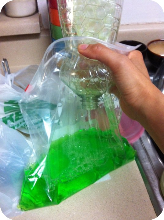 Muscle Whisperer Whisper Wednesday How to Make an Ice Pack