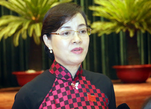 Thưa bà Nguyễn Thị Quyết Tâm! Đừng nên thách thức dư luận thêm nữa… Thưa bà Nguyễn Thị Quyết Tâm! Đừng nên thách thức dư luận thêm nữa…