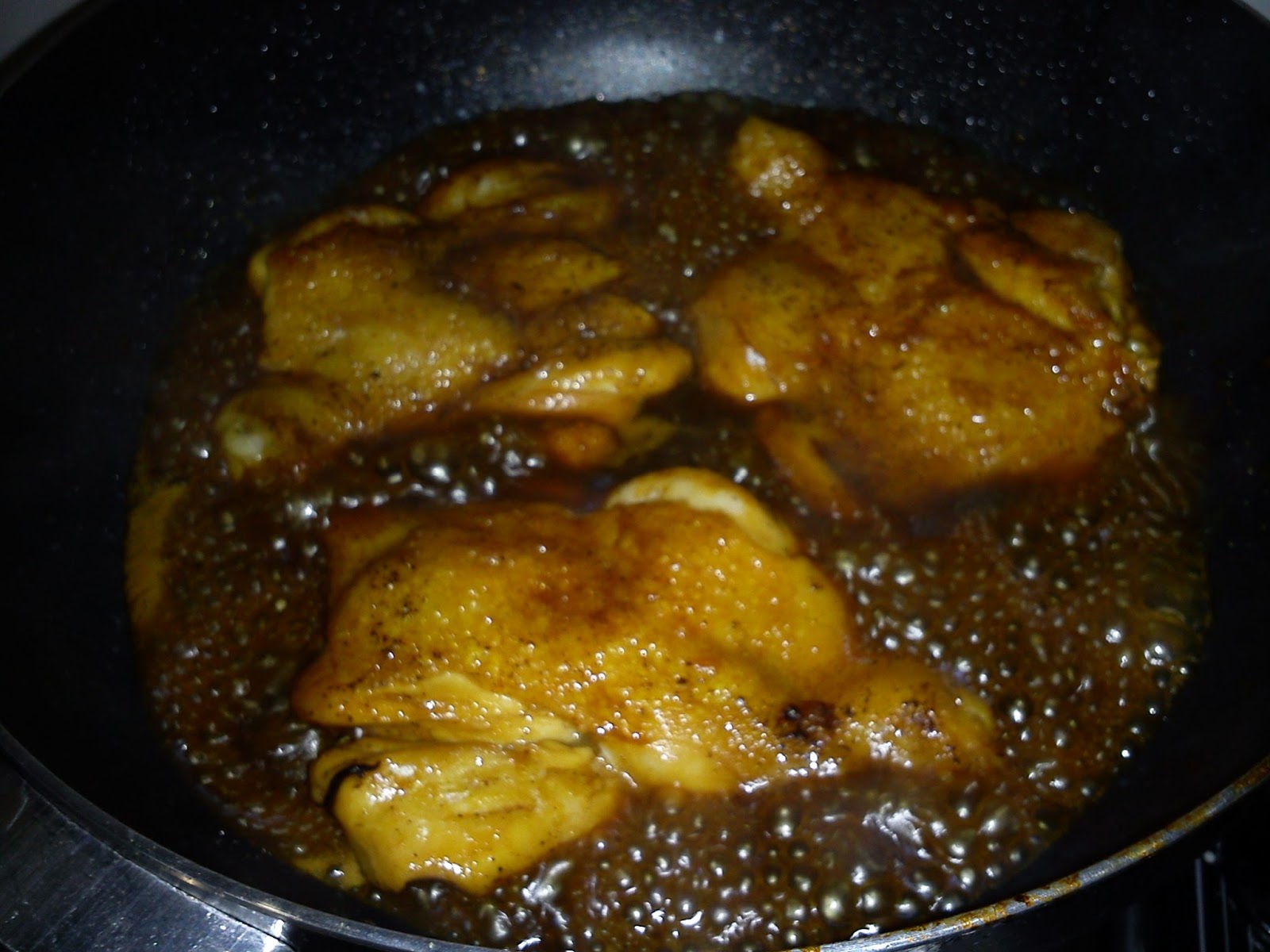 Cooking Pleasure CARAMELISED BLACK PEPPER FISH SAUCE CHICKEN