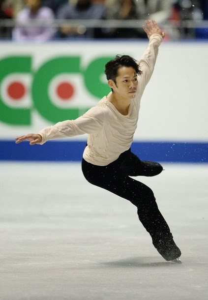 Daisuke Takahashi (JPN) udfører sit lange program ved NHK Trophy 2013