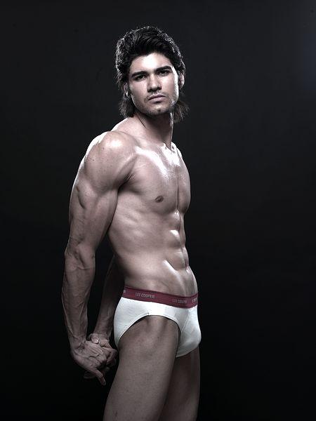 Hot Body Shirtless Indian Bollywood Model And Actor Gaurav