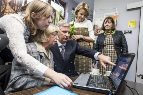 Crown Princess Mathilde and Crown Prince Philippe visited the “Maison Intergénérationnelle d’Outremeuse” in Luik