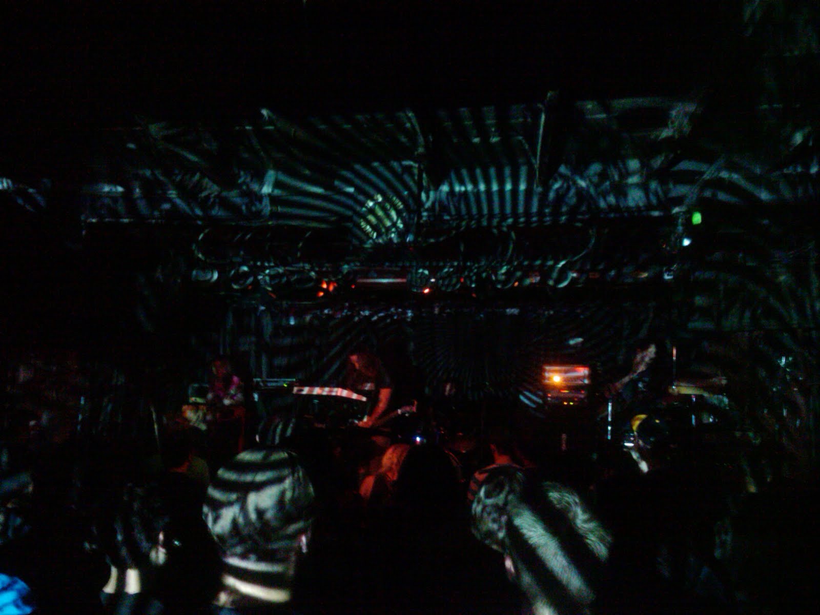 TorqueZine KYLESA at Rubber Gloves Rehearsal Studio, Denton [06.04.11]