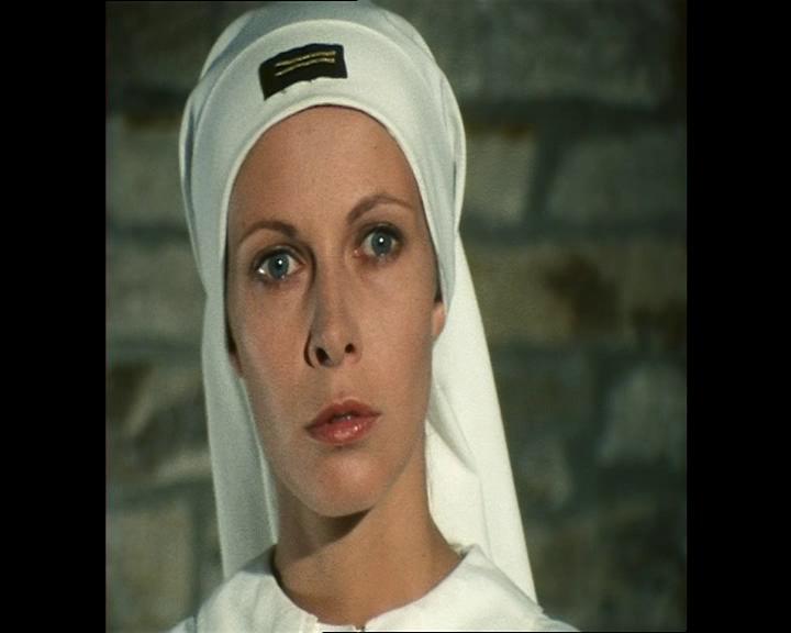 Paradis perdu.666: L'île aux trente cercueils (1979) Claude Jade.série