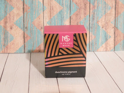 More Pigments, Please: Makeup Geek Pigment Review | Nellie Coody