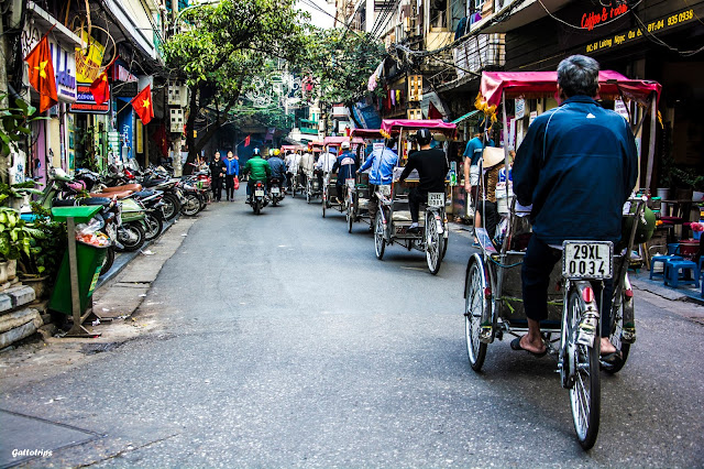 Panorámica de Hanoi - Victor Charlie - Nam: Charlie no hace surf (4)