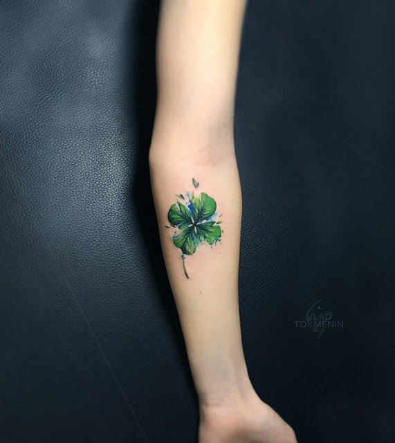 tatuagens femininas de trevo de quatro folhas tatuagens femininas de trevo de quatro folhas