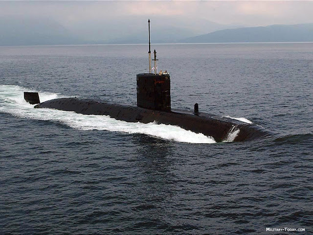 Submarinos de ataque de propulsión nuclear Clase Swiftsure Submarinos de ataque de propulsión nuclear Clase Swiftsure