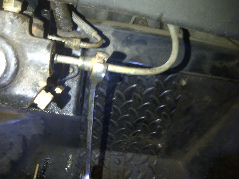 Bobs Shop 1999 Cushman master cylinder replacement