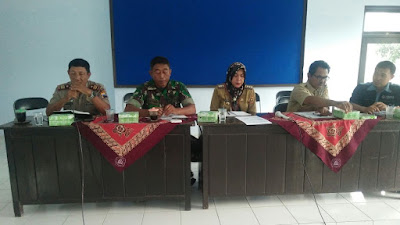 RAPAT KOORDINASI PANWASLU DENGAN PPK DI AULA KECAMATAN PITURUH