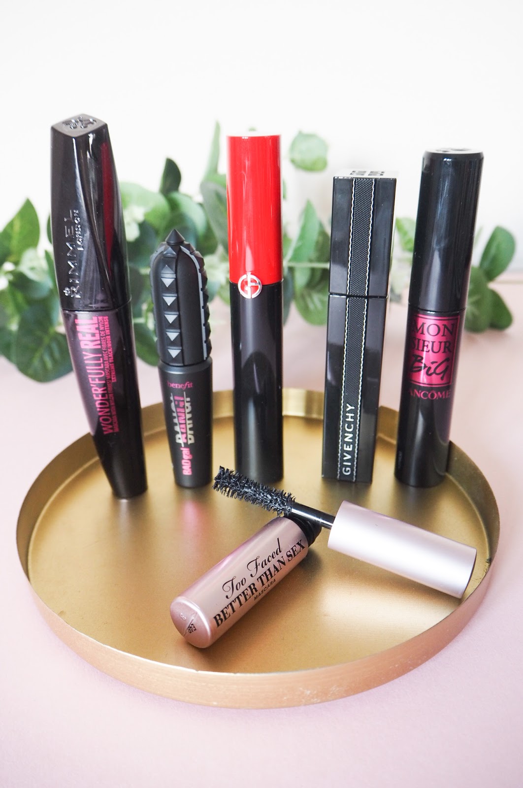 Mascaras from different brands lined up to be reviewed.
