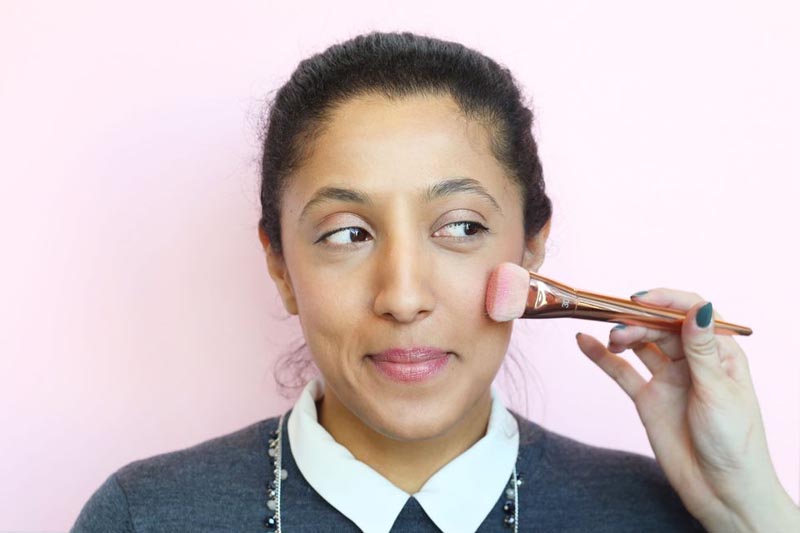 Buff on blush 3 Easy and Gorgeous Valentine's Day Makeup Ideas