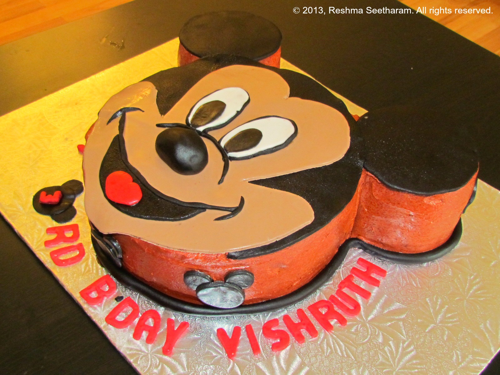 Images Of Mickey Mouse Face Cakes Images Of Mickey Mouse Face Cakes