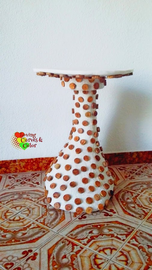 mesa-hecha-con corchos