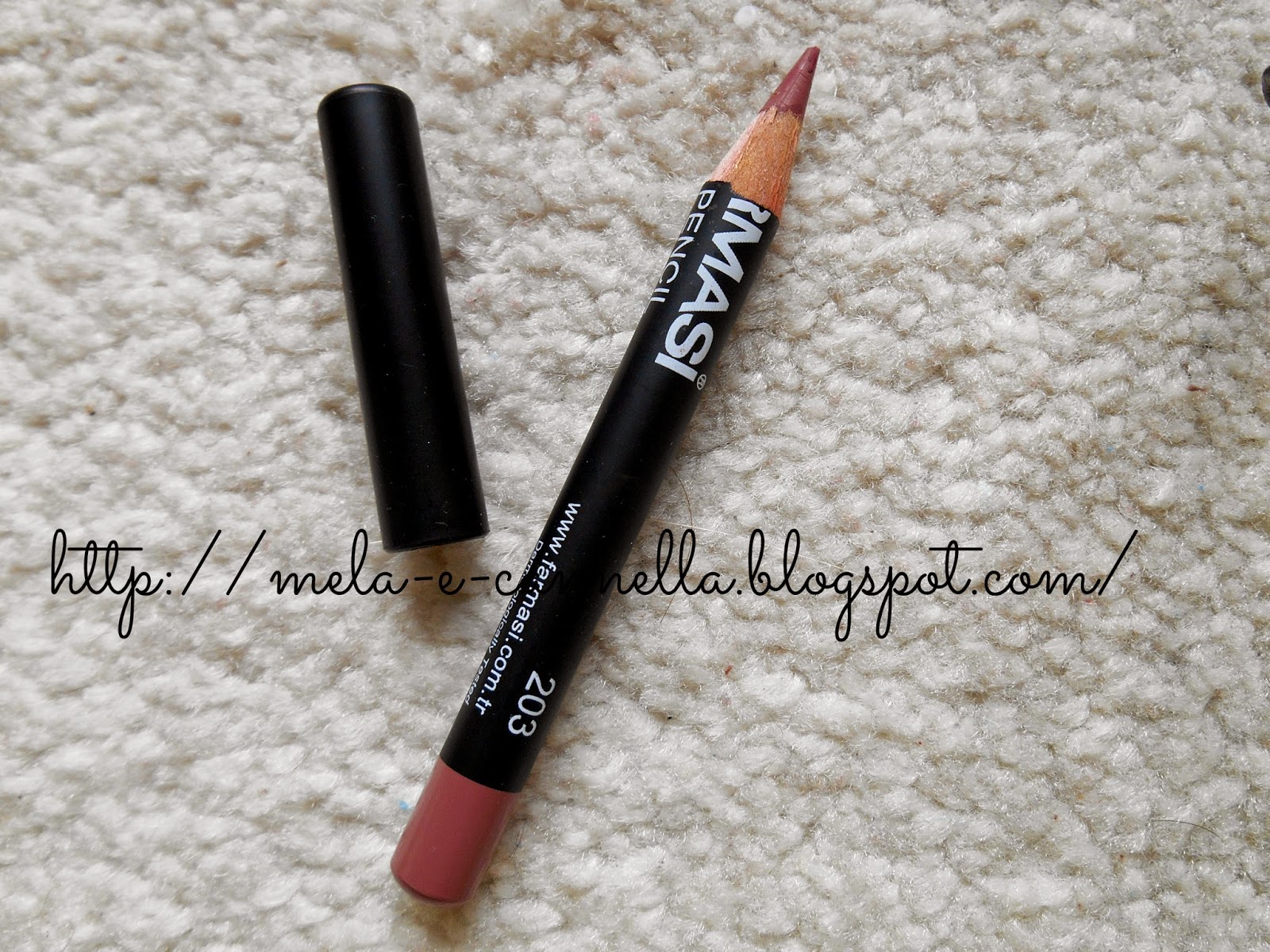 melaecannella Farmasi lip pencil 203