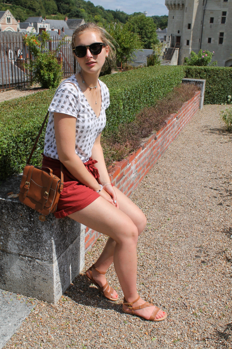 Summer outfit at Château de Langeais, France