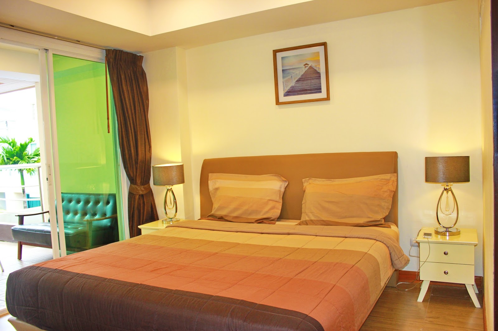 Patong Harbor View Condominiums | Patong Beach Apartments: Cozy One Bed