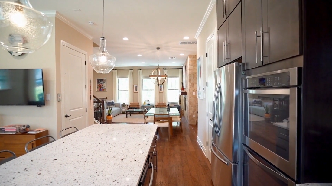 22 Interior Design Photos vs. Tour 216 Adams St, Georgetown, TX