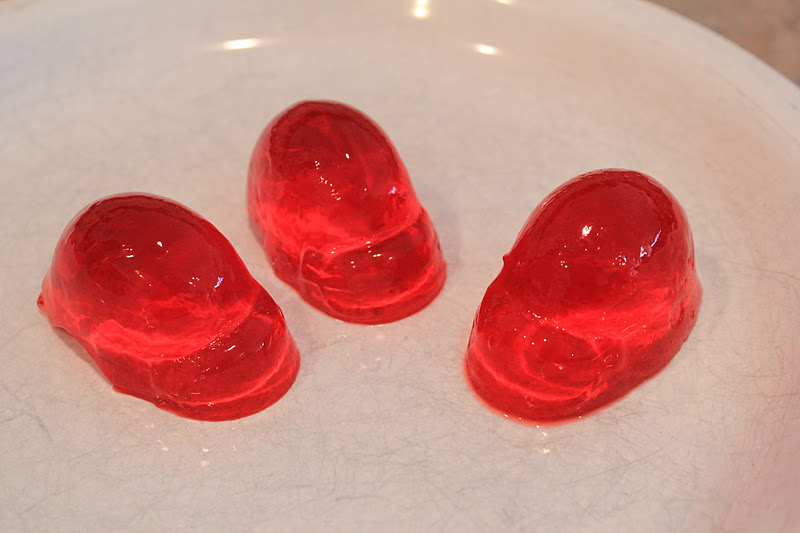 DIY Party Mom Lady Bug Jello Jigglers