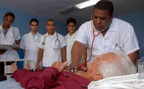 Cuba suspende envio de médicos para o Brasil Cuba suspende envio de médicos para o Brasil