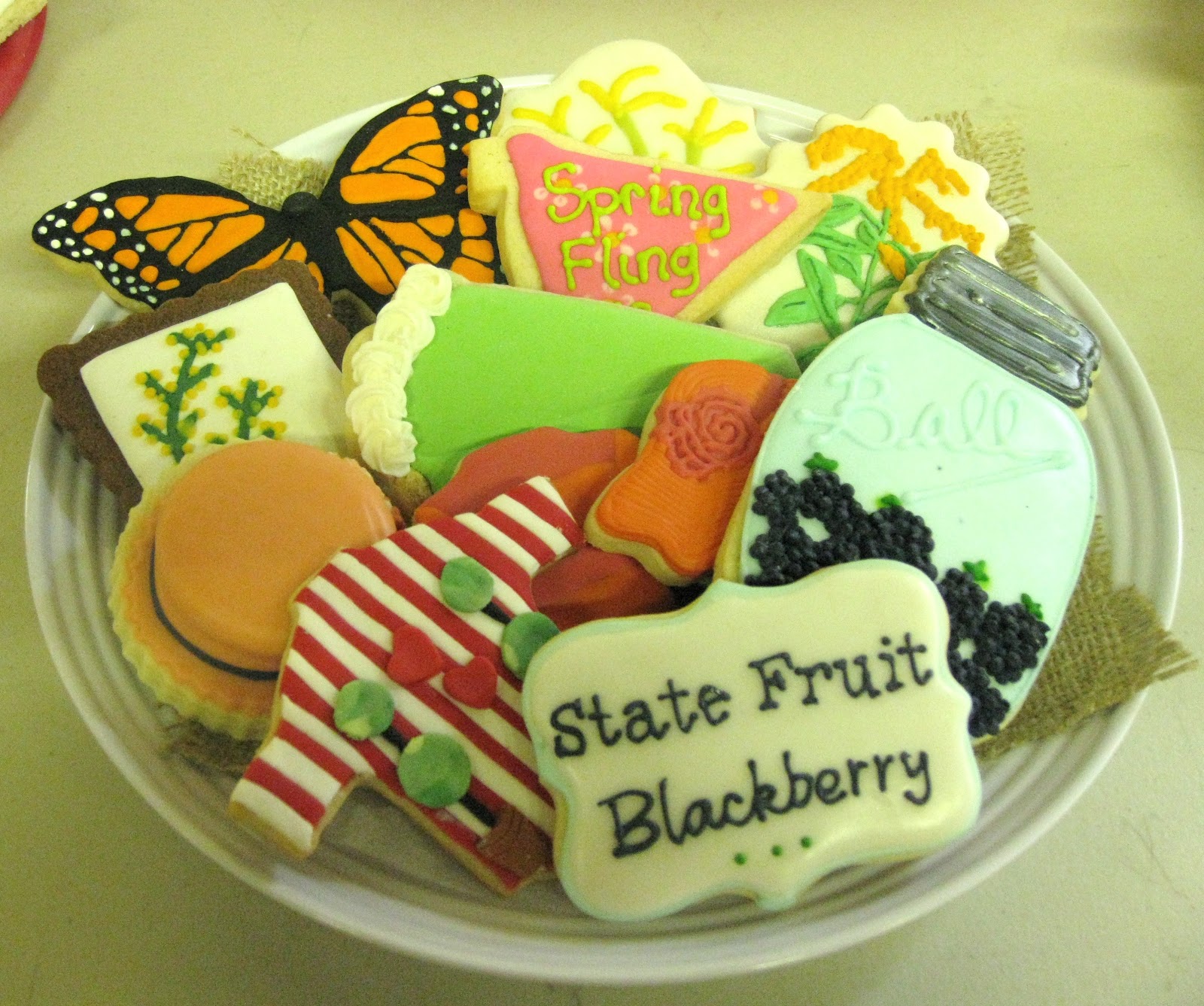Carroll's Cookies n Crumbs: Spring Fling 2012 . . . It's All About the ...