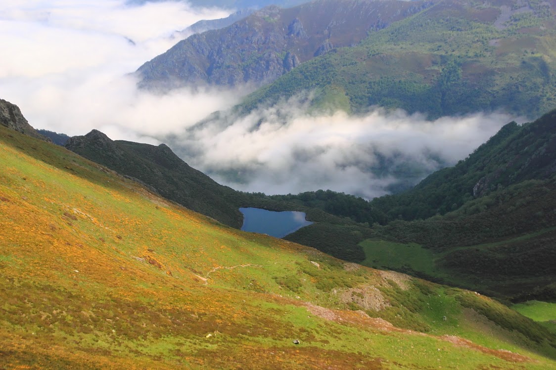 Filandón (Noroeste leonés) Orallo (II) Al paraíso desde Orallo.