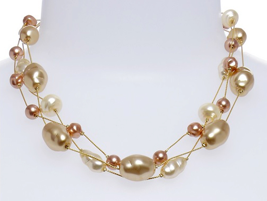 Pearl Necklace by Dabby Reid