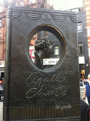 Estatuas Agatha Christie