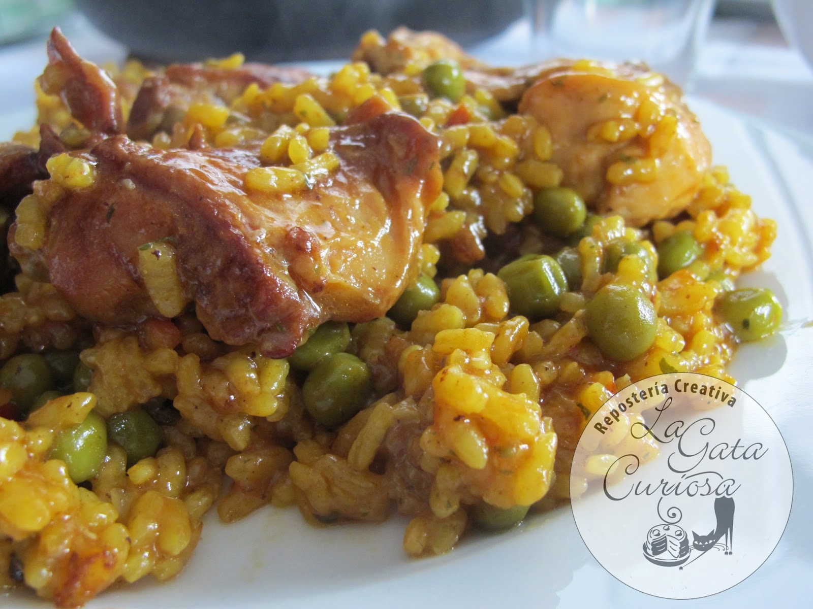 La Gata Curiosa: ARROZ CON CONEJO