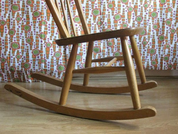Rocking Chair Provides Deep Relaxation