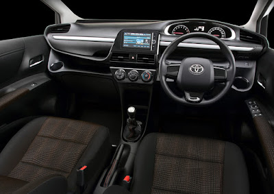 dasbor toyota sienta