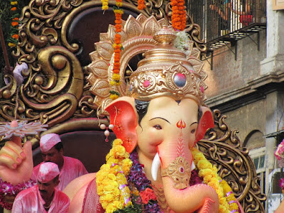 Happy Ganesh Chaturthi Celebration HD Wallpaper Happy Ganesh Chaturthi Celebration HD Wallpaper