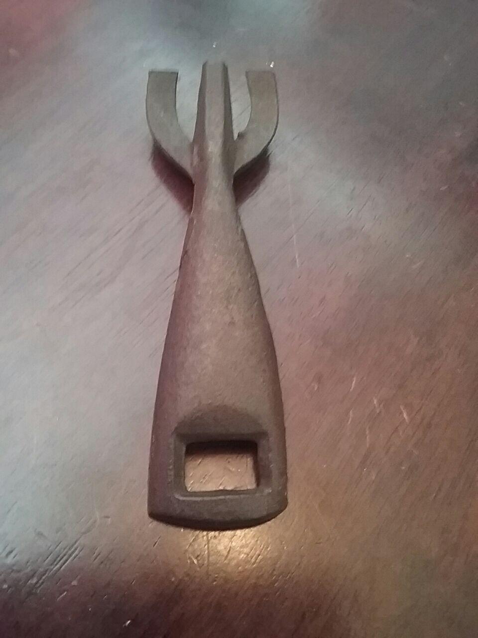 Osman Saudagar Antik 1960Cast Iron Hot Plate