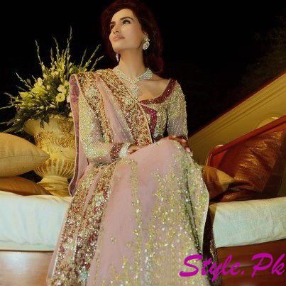 Unique Wedding Pictures Of Mehreen Syed Will Make You Feel Awesome All Pakistan Drama Blog Pakistani superstar fashion model mehreen syed has got married to ahmed sheikh in lahore. unique wedding pictures of mehreen syed