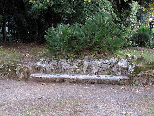 Stone bench, Villa Mimbelli, Livorno