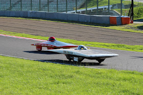 Solar Car Race Suzuka 2013, samochody napędzane energią słoneczną, wyścigi, Japonia, JDM, racing, tor wyścigowy, ekologia, co2, panele słoneczne, alternatywne paliwo, energia