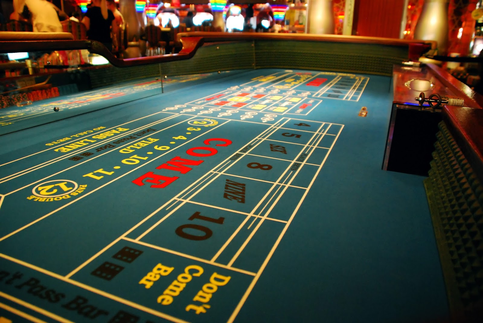 Roulette online betting In gambling what does stake me mean