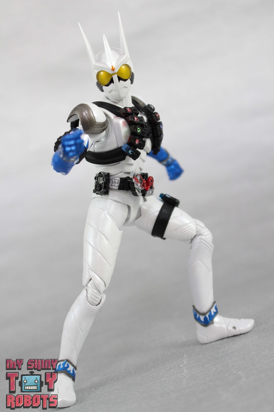 My Shiny Toy Robots: Anime REVIEW: Fuuto PI