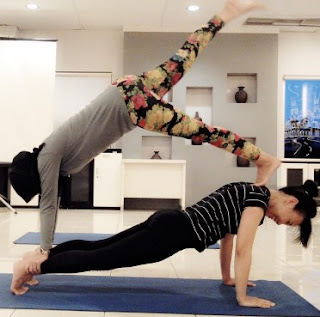 Anda Ingin Sehat? Yuk Ikuti Dian Pelangi Yoga Tanpa Ritual Agama Anda Ingin Sehat? Yuk Ikuti Dian Pelangi Yoga Tanpa Ritual Agama