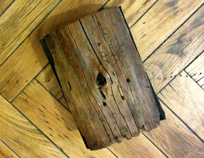 Jurnal unicat din lemn vechi cu cotor din piele naturala, 360 de pagini invechite, marime A5