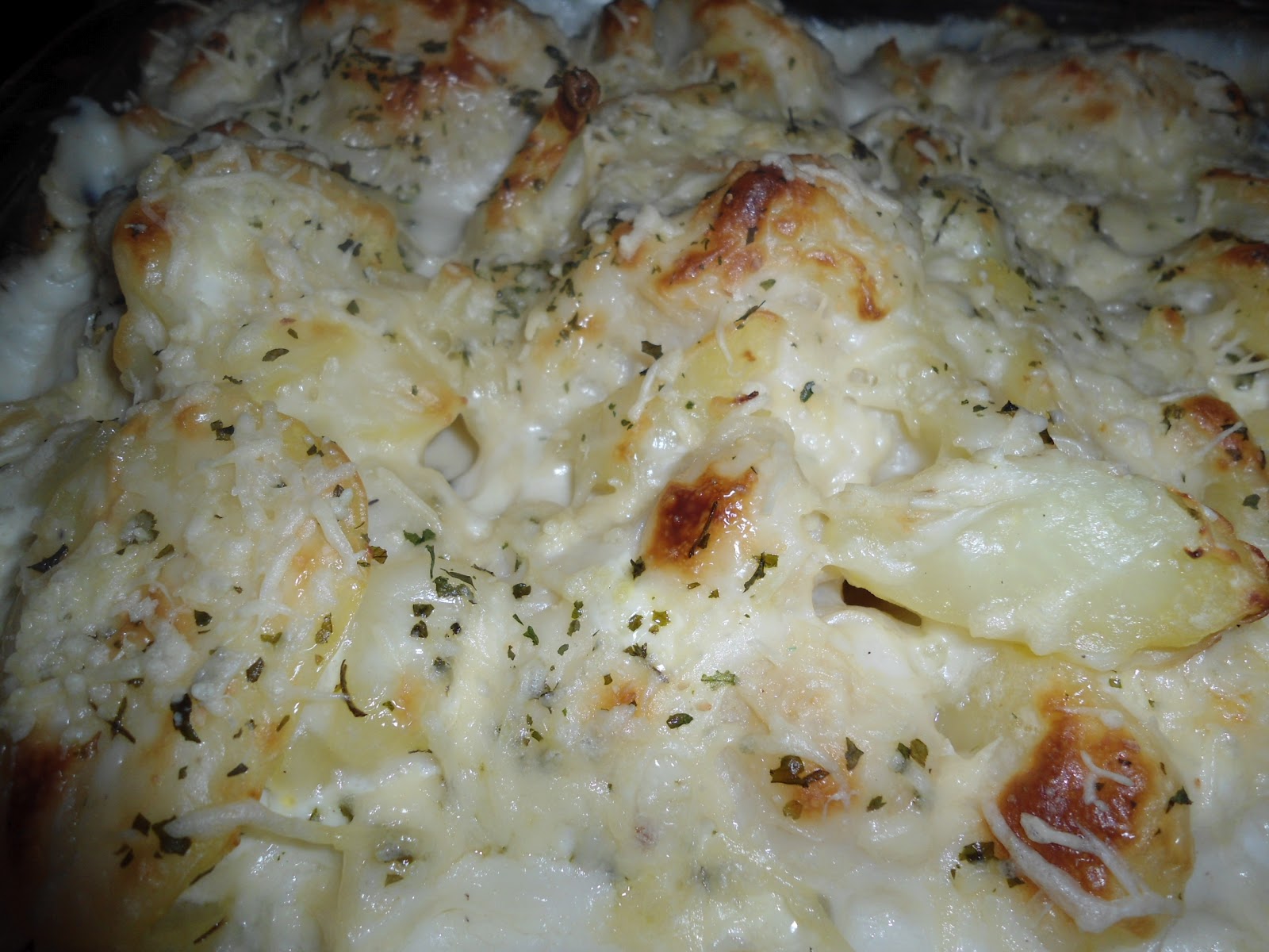 Cuisine de Siham: Gratin de choux fleur à la sauce béchamel