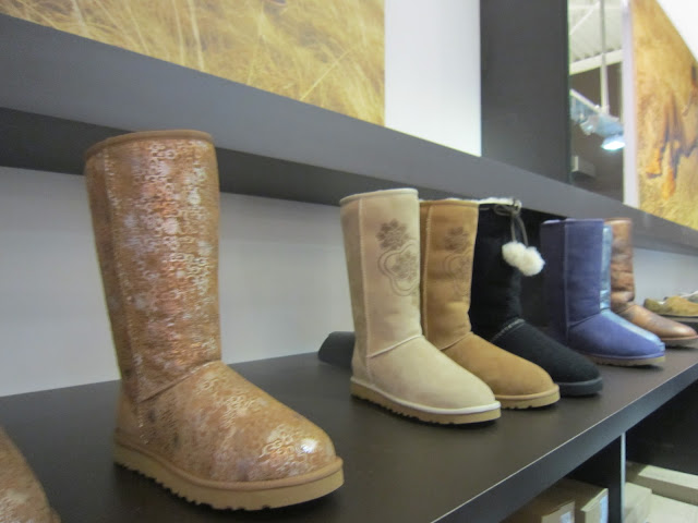 uggs store pick up
